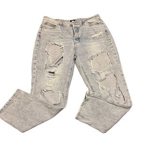 Simple Society Size 13/31 Destroyed Mom Jeans Faded Light Wash High Rise